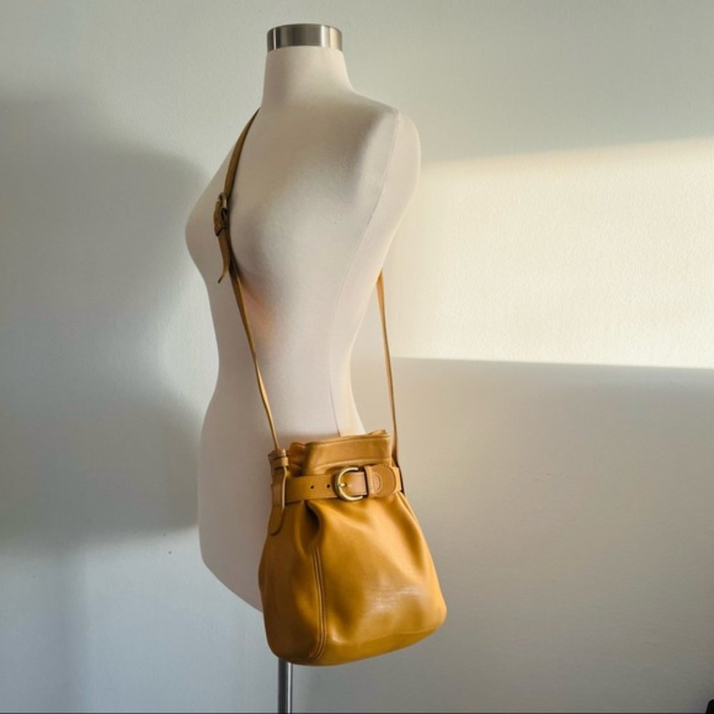 COACH Vintage 4156 Soho Crossbody Bucket Bag Purse Yellow Leather